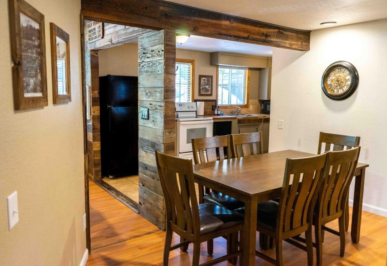 Bear Cave- Pet Friendly Suite In Shaver Lake Exterior photo