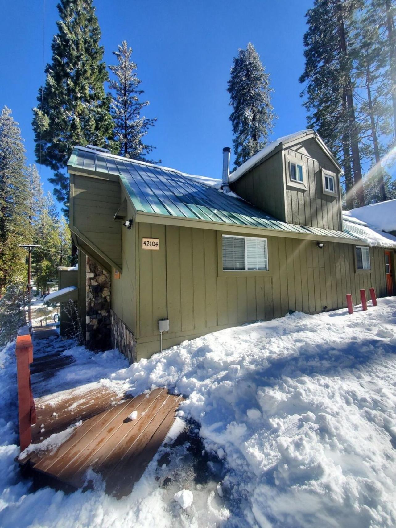 Bear Cave- Pet Friendly Suite In Shaver Lake Exterior photo
