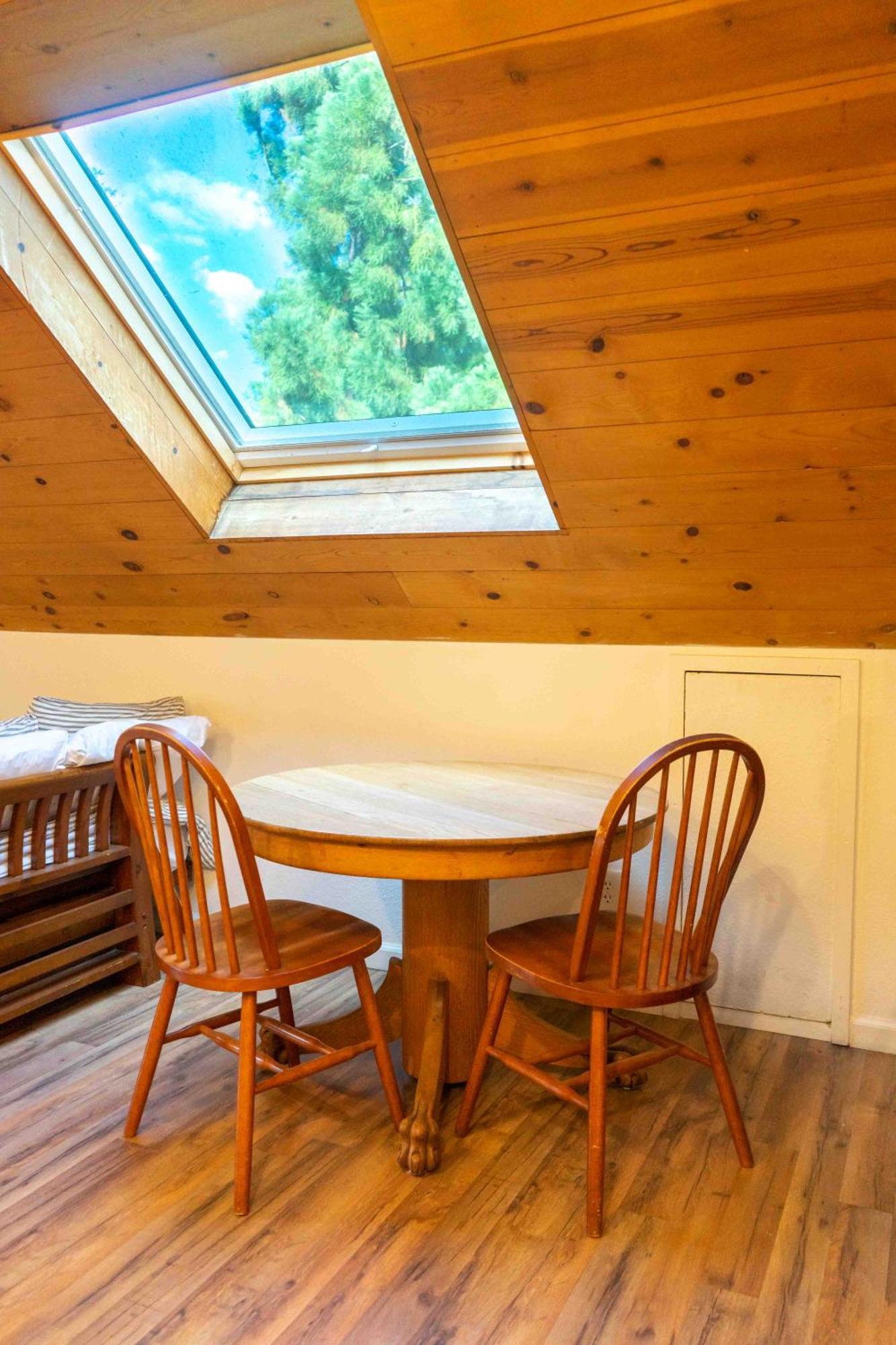Bear Cave- Pet Friendly Suite In Shaver Lake Exterior photo