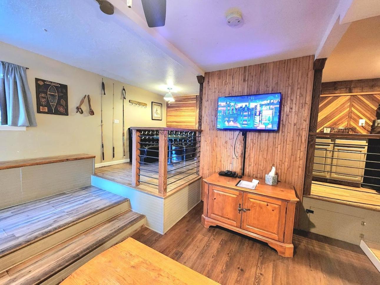 Bear Cave- Pet Friendly Suite In Shaver Lake Exterior photo